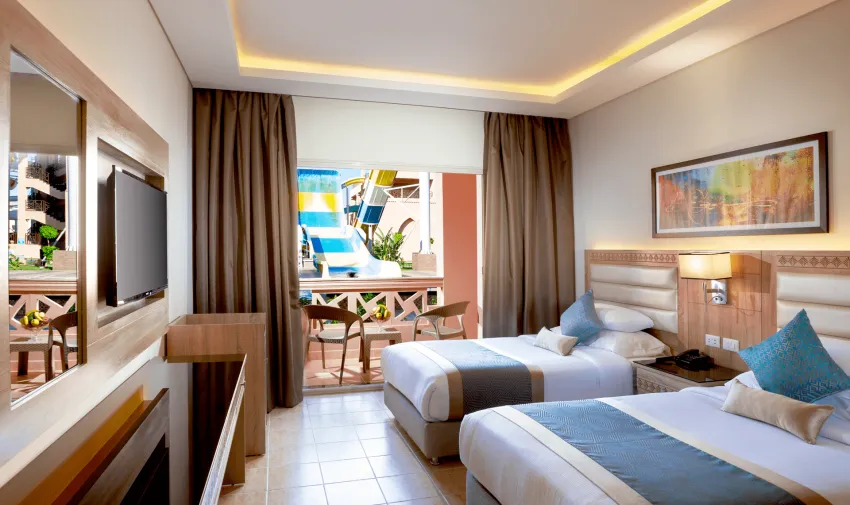 Pickalbatros Aqua Park Resort 4*-1