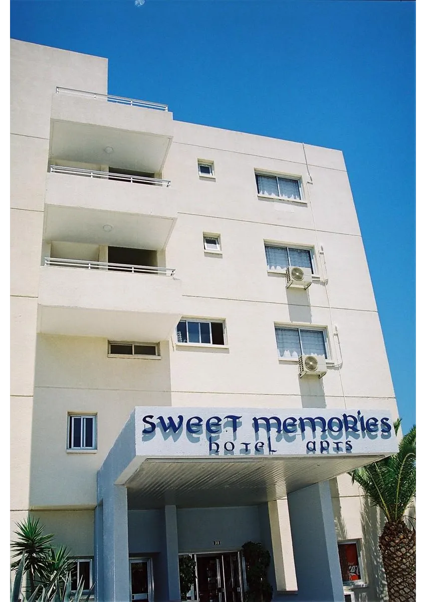 Sweet Memories Hotel Apartments 3*-13