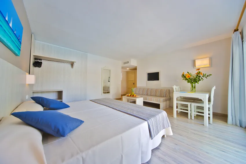 Hotel Club Es Talaial 3*-227