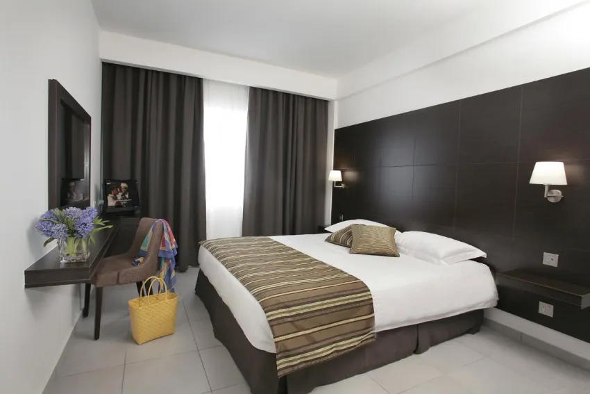 Anemi Hotel & Suites 4*-23