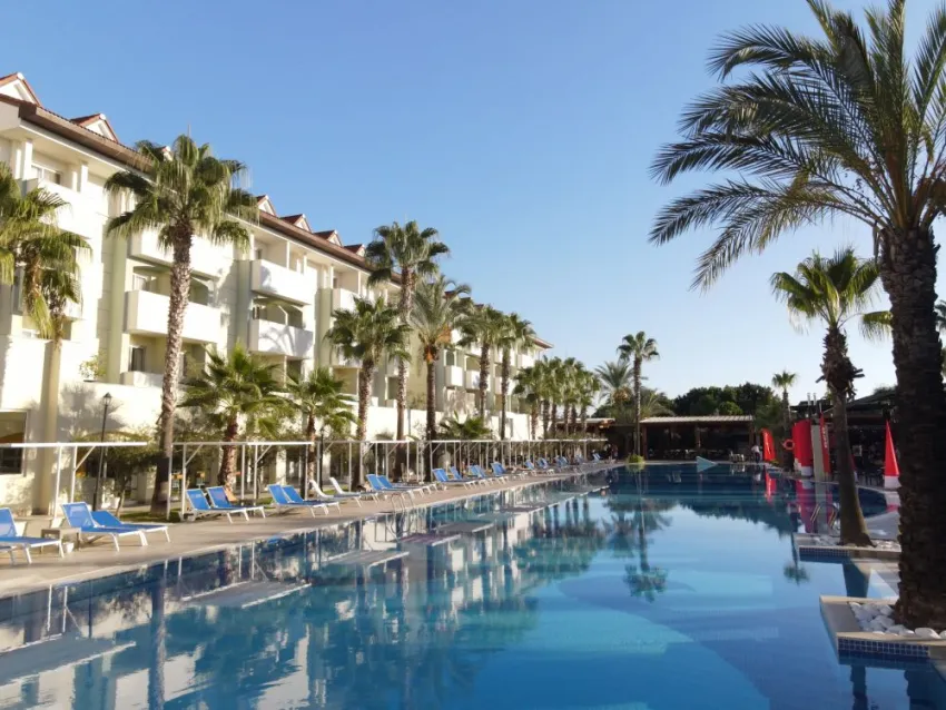 SURAL RESORT  5*-8