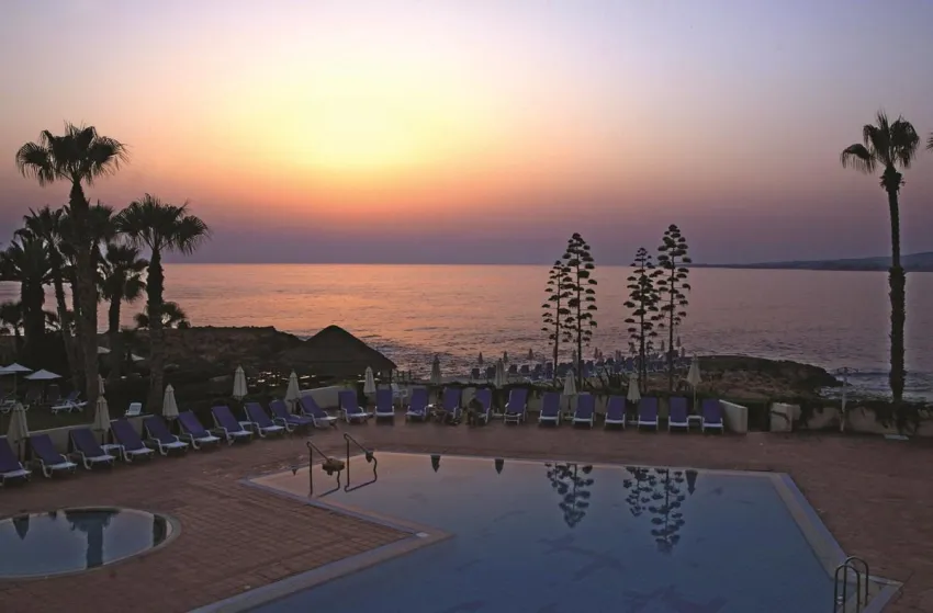 Cynthiana Beach 4*-15