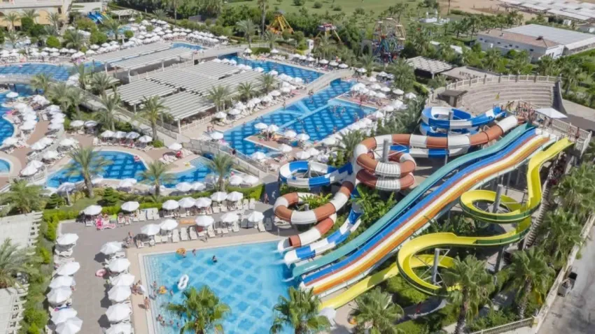 Royal Alhambra Palace 5*-30