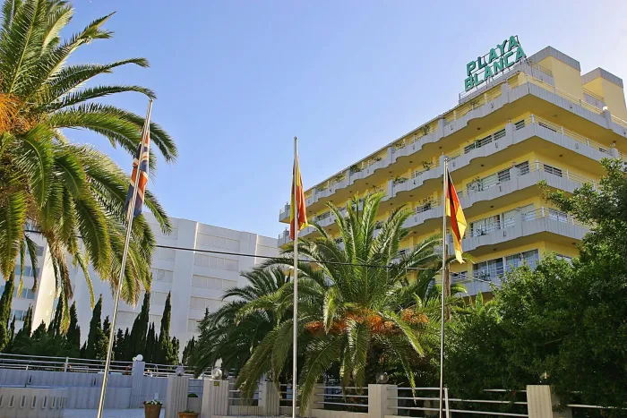Playa Blanca Hotel 2* - Sa coma - Spania