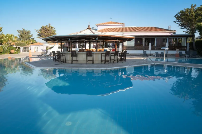 Akamanthea Holiday Village 3*-8