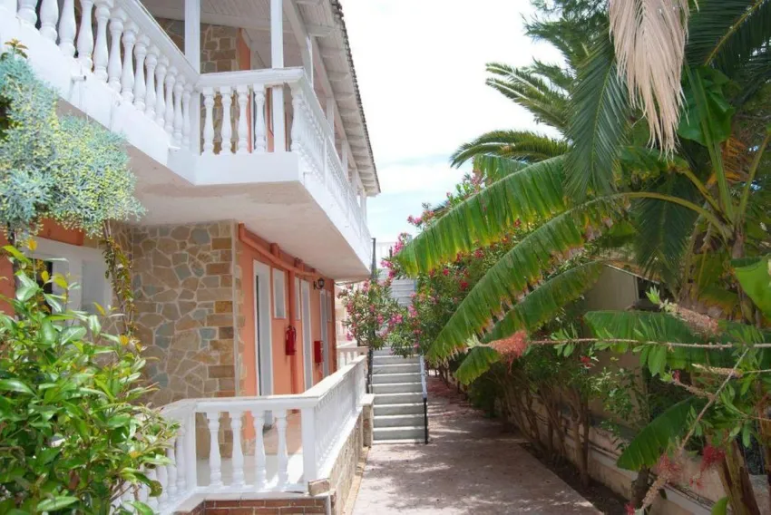 Laganas Beach hotel (ex- Eugenia ) 2*-3
