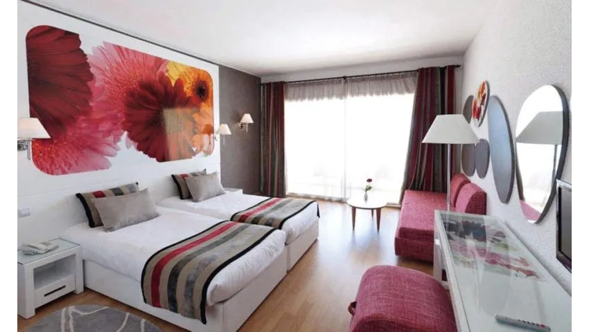 One Resort Jockey 4*-7