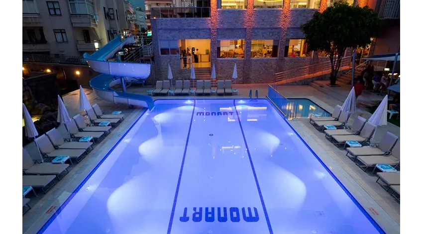 MONART CITY HOTEL  4*-15