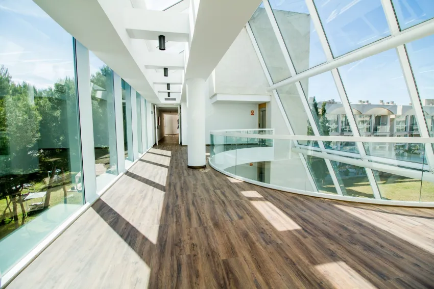 Zafiro Alzinar Mar 4*-7