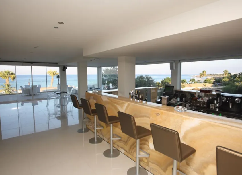 Vrissiana Beach 4*-63