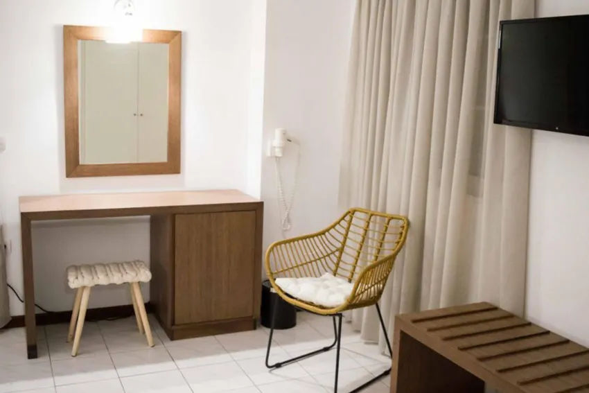 Paradise Beach Hotel 3*-11