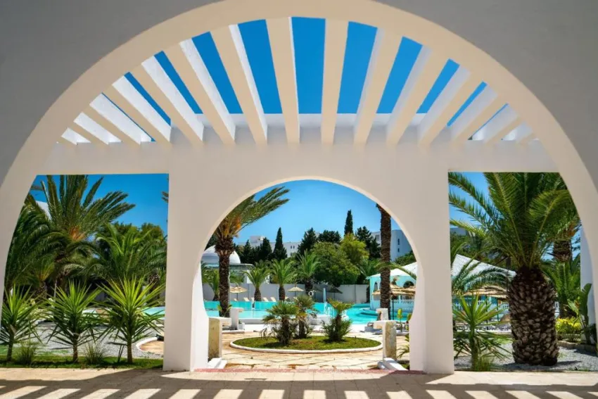 GOLDEN TULIP PRESIDENT HAMMAMET  4*-11